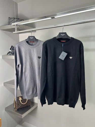 #프라다 삼각패치 캐시미어 니트