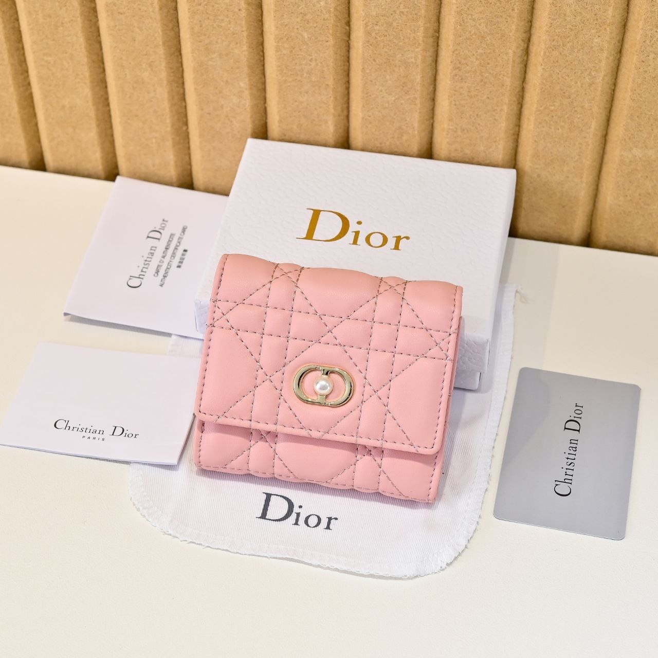 #디올 Dior Jolie Hibiscus 지갑