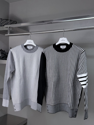 #톰브라운 스트라이프 캐시미어 니트