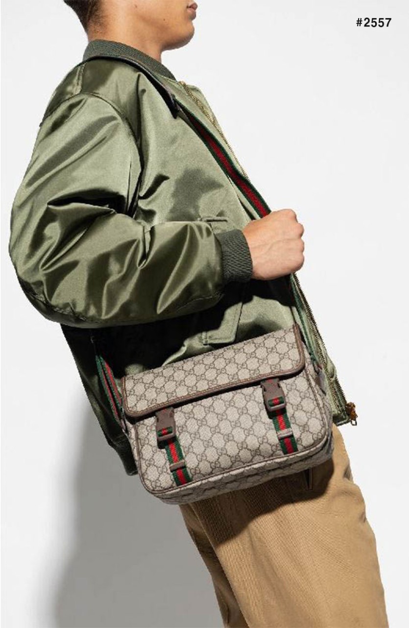 🍀 [GUCCI] 구찌 GG 수프림 메신저 크로스백 🍀