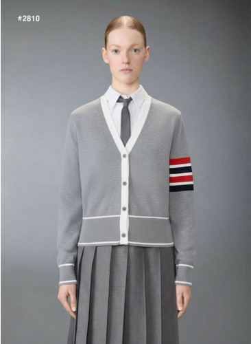 🍀 [THOM BROWNE] 톰브라운 밀라노 클래식 4바 브이넥 여성 가디건 🍀