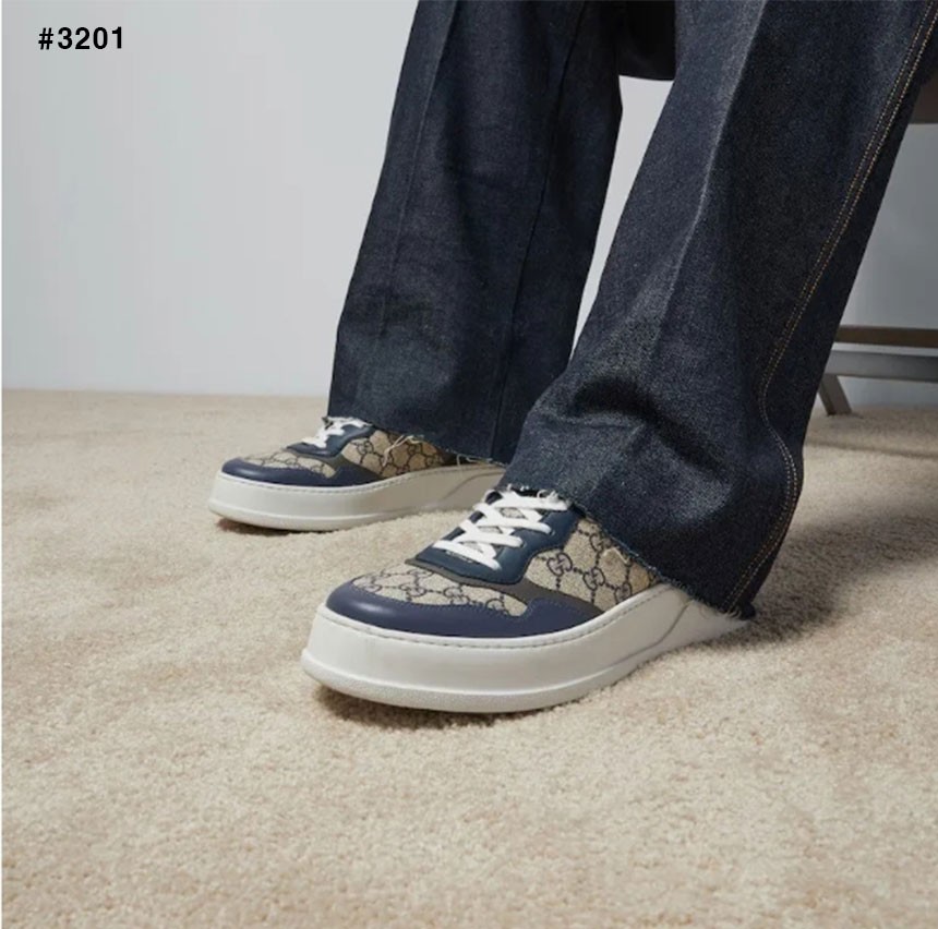 🍀 [GUCCI] 구찌 남성 GG 수프림 청키 스니커즈 🍀