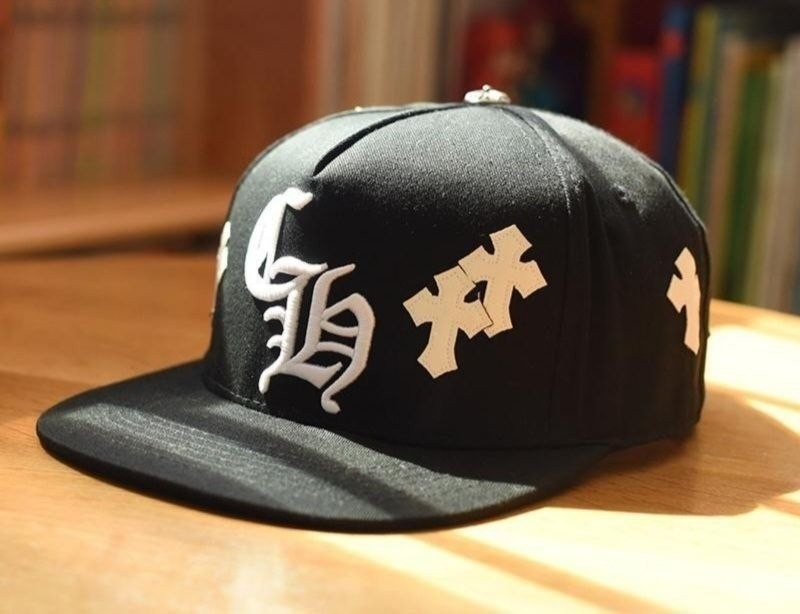 크VVV 크로스 패치 베이스볼 캡 수입