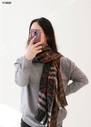 🍀 [BURBERRY] 버버리빅체크  B로고 리버서블  머플러 🍀