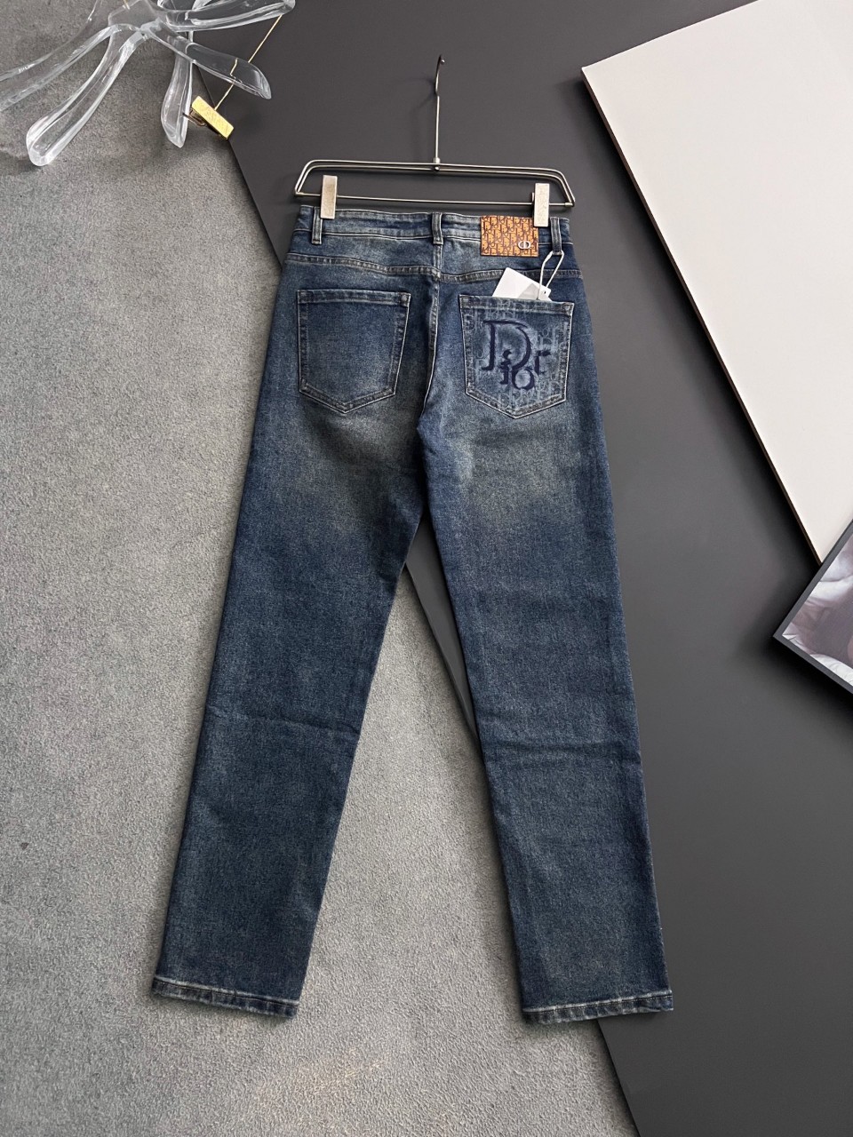 디V  로고 포켓 포인트 워싱스판 데님진➡️수입최*고급