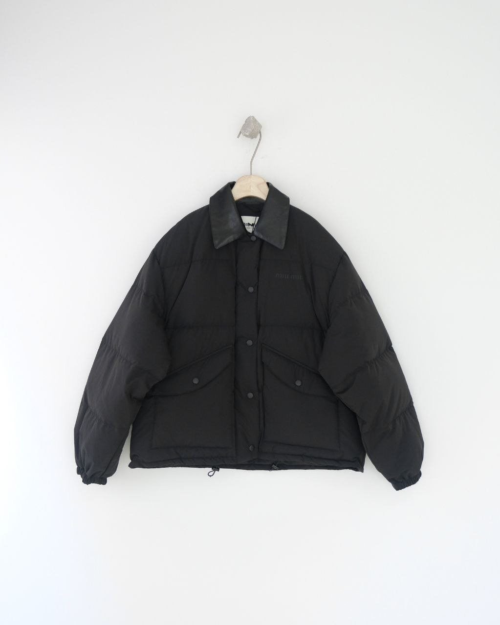 💕 미*** 컬렉션 레더 카라 다운 패딩 - 수입