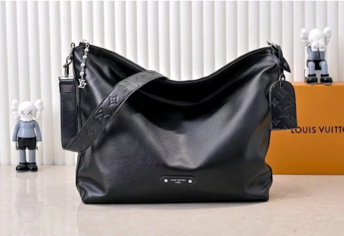 💕 루* M13986 SS25 MEN SHOW 배가본드 호보