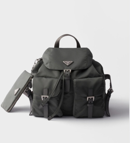 💕 프** 미디엄 리나일론 백팩 ㅡ머큐리 그레이