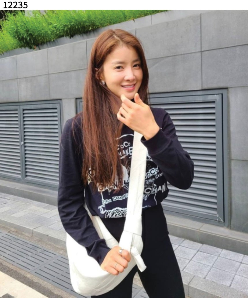 #르메르 [LEMAIRE] 수입프리미엄급 25SS 르메르 미디엄 크로와상 백 소프트 나파 레더 화이트 신상 입고💢 #태그 #가방 #12235