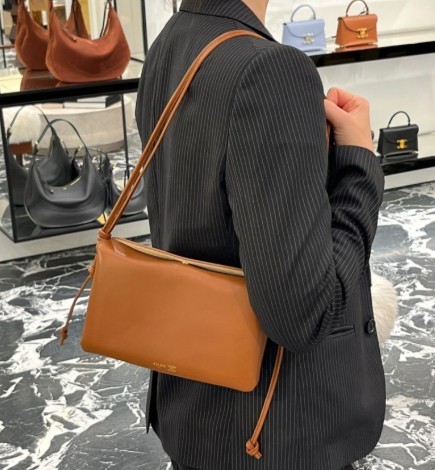 #셀린느 [ C*LINE ] 수입 트리오 플랩 -탠- 입고💢 #가방