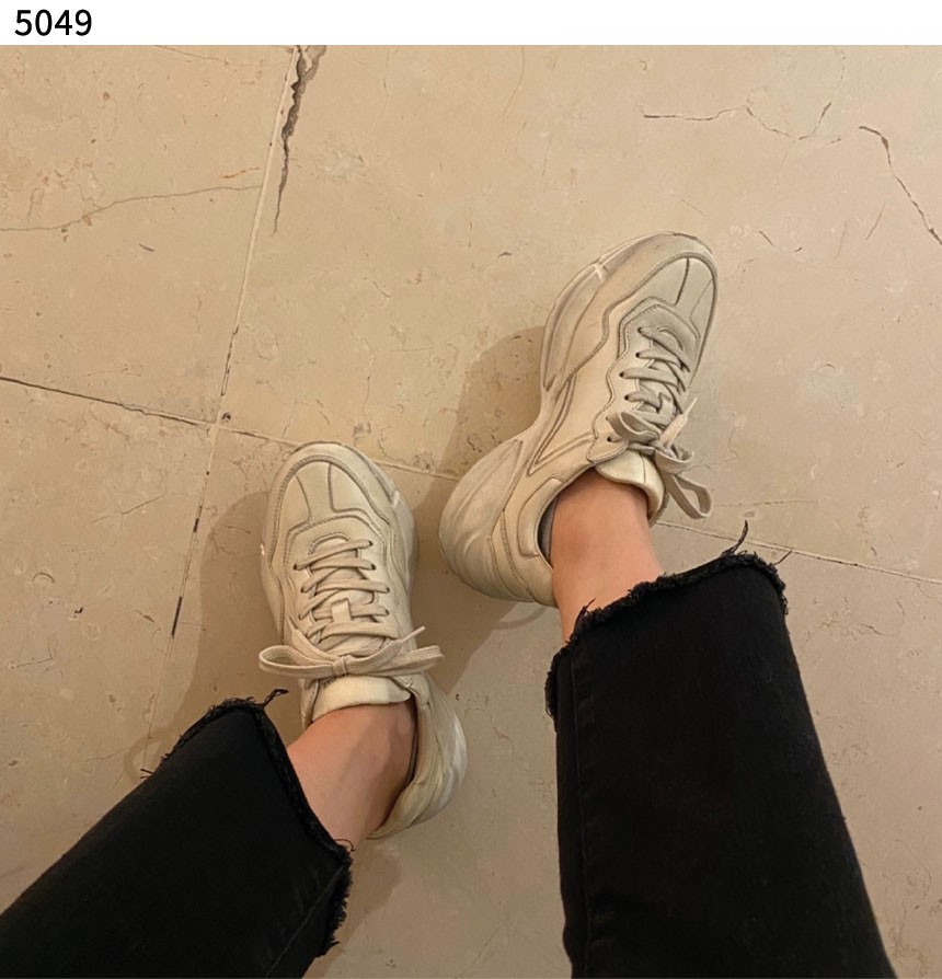 #구찌 [GUCCI] 수입프리미엄급 구찌 라이톤 레더 더티 스니커즈 신상 입고💢 #태그 #신발 #5049