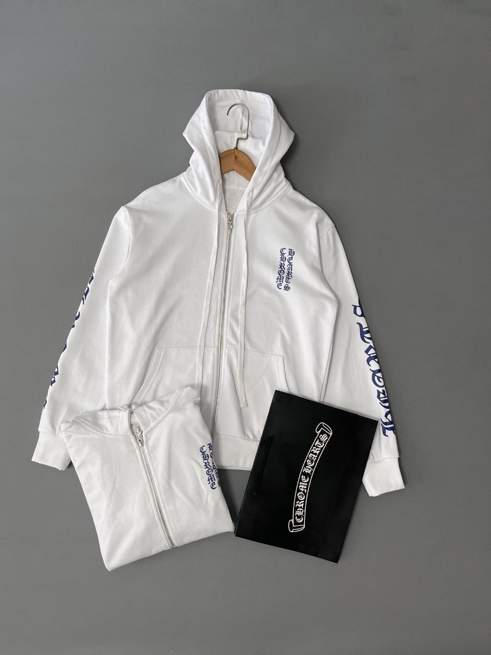 •크롬하* 버티컬 후드 집업 - 수입