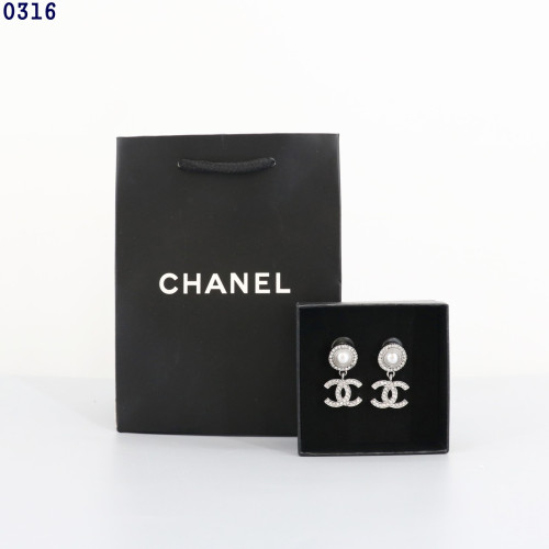 👹샤넬 진주 큐빅 귀걸이👹