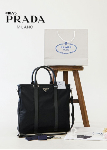 🔆 [PRADA] 프라다 삼각로고 리나일론 라지 토트백 🔆