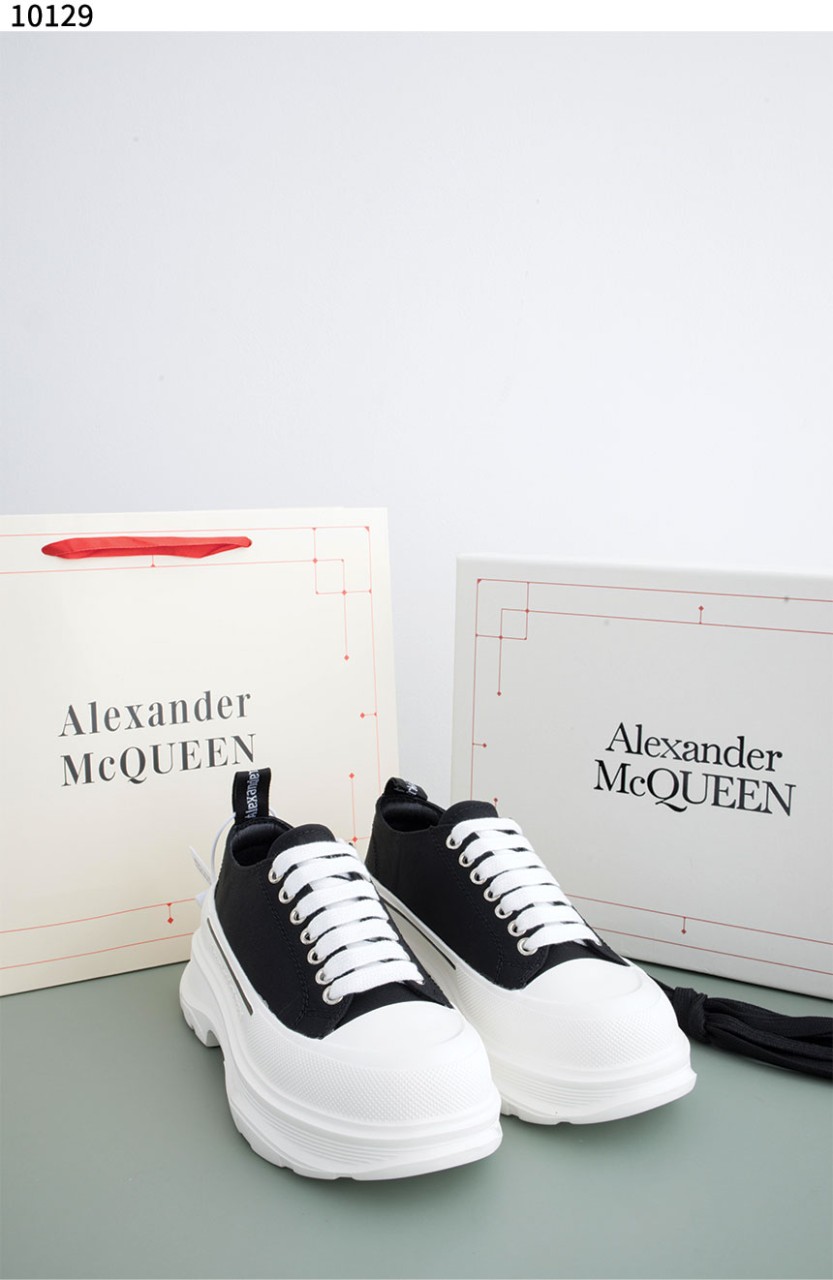 #알렉산더맥퀸 [Alexander McQueen] 남성 트레드 슬릭 레이스업 스니커즈 신상입고💢 #신발 #10129