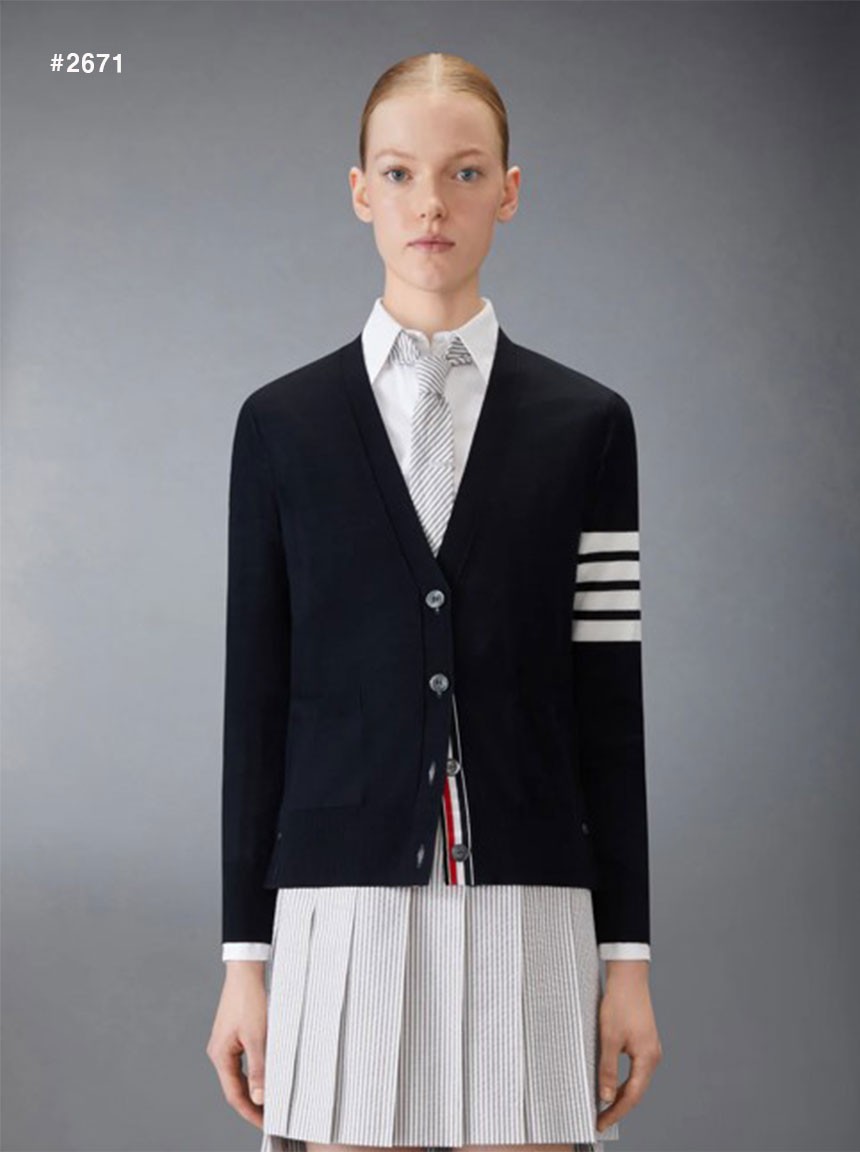 🍀 [THOM BROWNE] 톰브라운 여성 사선완장 클래식 브이넥 가디건 🍀