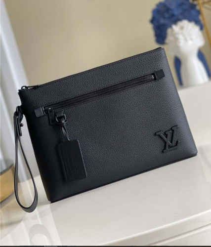 #루이비통 [ L.V ] 수입 아이패드 남성 파우치 클러치 입고💢 #가방