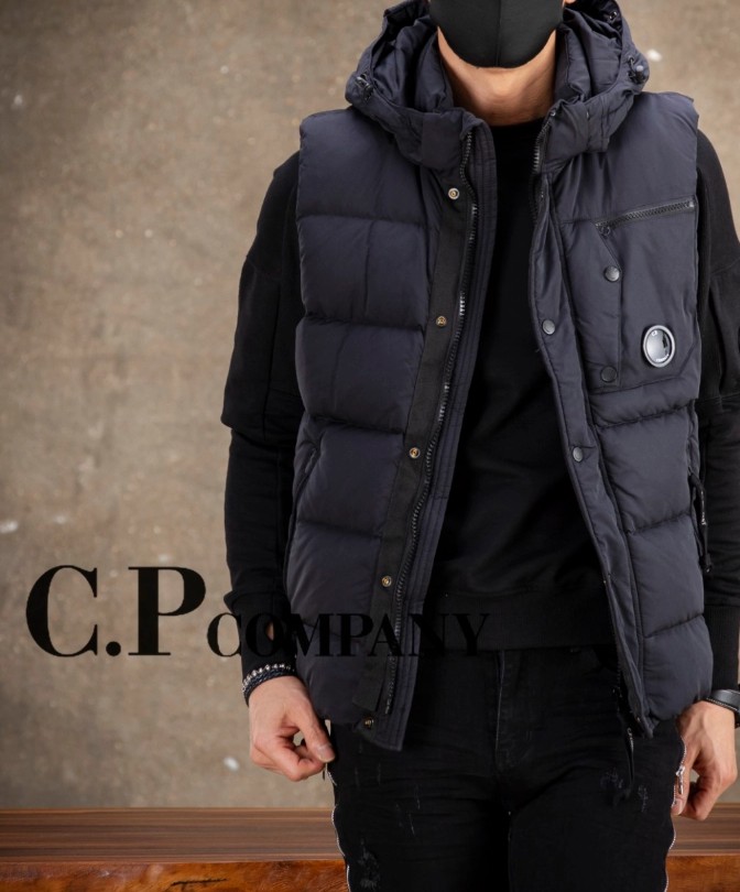 🚨CP컴퍼니 고글 패딩 조끼 밀레밀리아