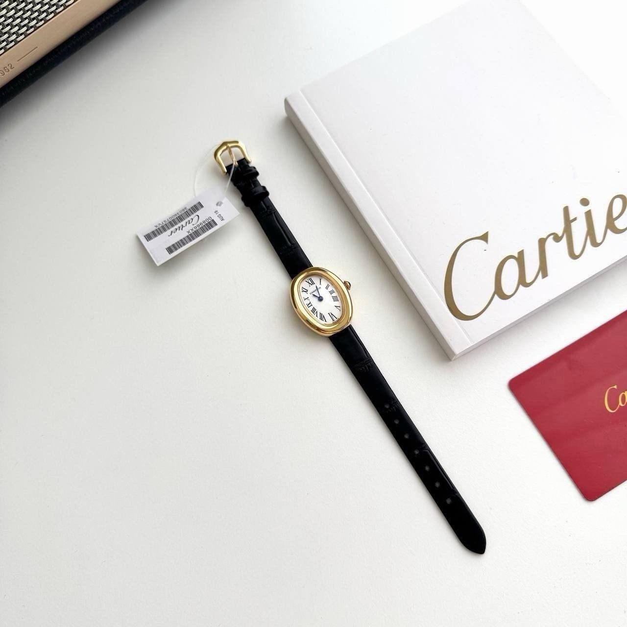 #A #까르띠에 베누아 시계