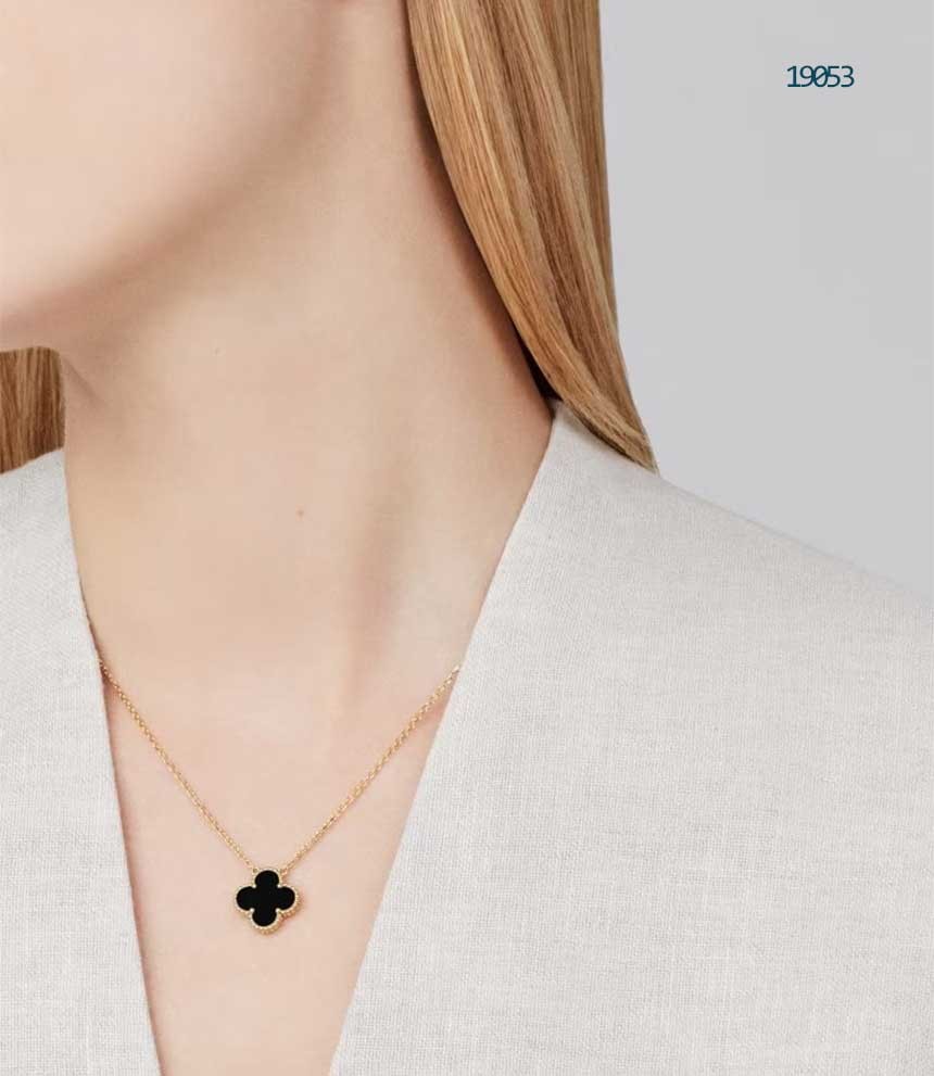 🔆 [Van Cleefs & Arpels] 반클리프&에펠 알함브라 오닉스 펜던트 네크리스  🔆