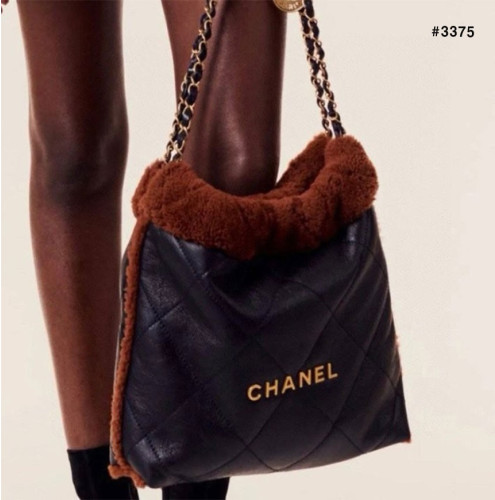 🍀 [CHANEL] 샤넬 22백 시어링 램스킨 미디엄 백 🍀