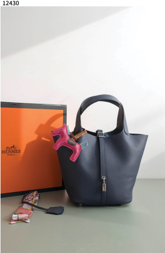 #에르메스 [HERMES] 피코탄 18 은장 신상입고💢 #가방 #12430