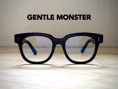 젠틀몬스터 레전드모델인 UNA.C 유나씨