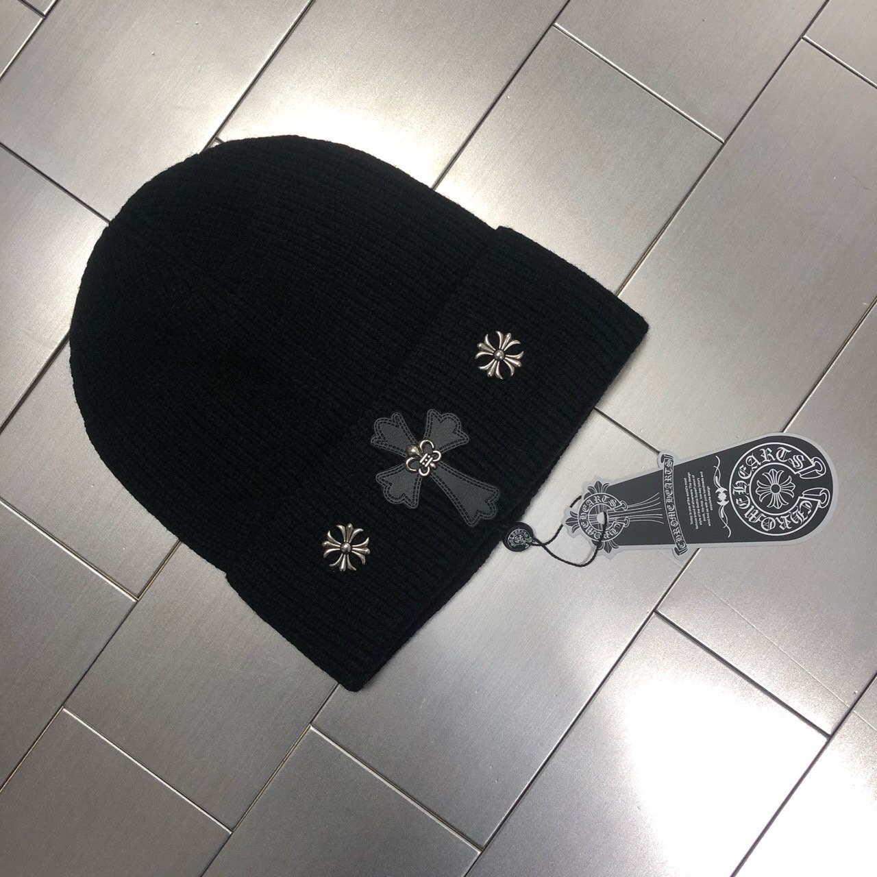 CHROME HEARTS  크로스 니트 비니