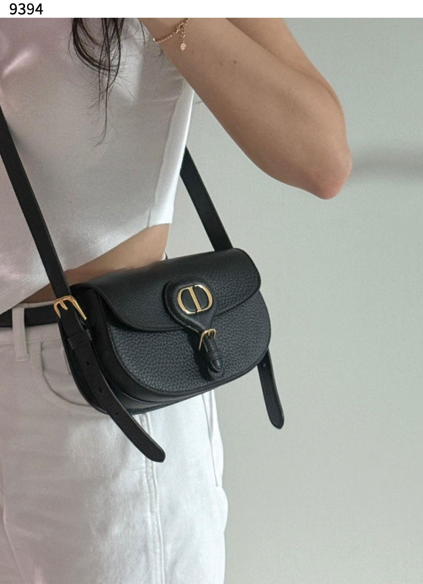 #디올 [Christian Dior] 수입프리미엄급 Dior Bobby East-West 백 신상 입고💢 #태그 #가방 #9394