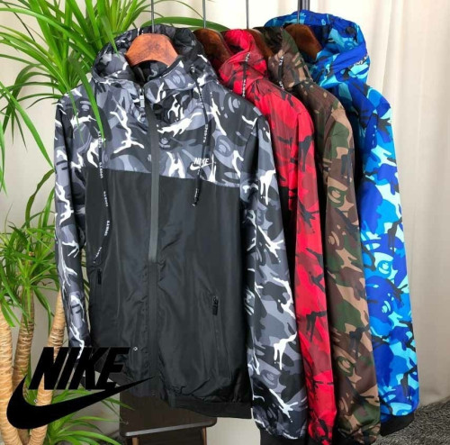 나이키 카모 배색 바람막이
