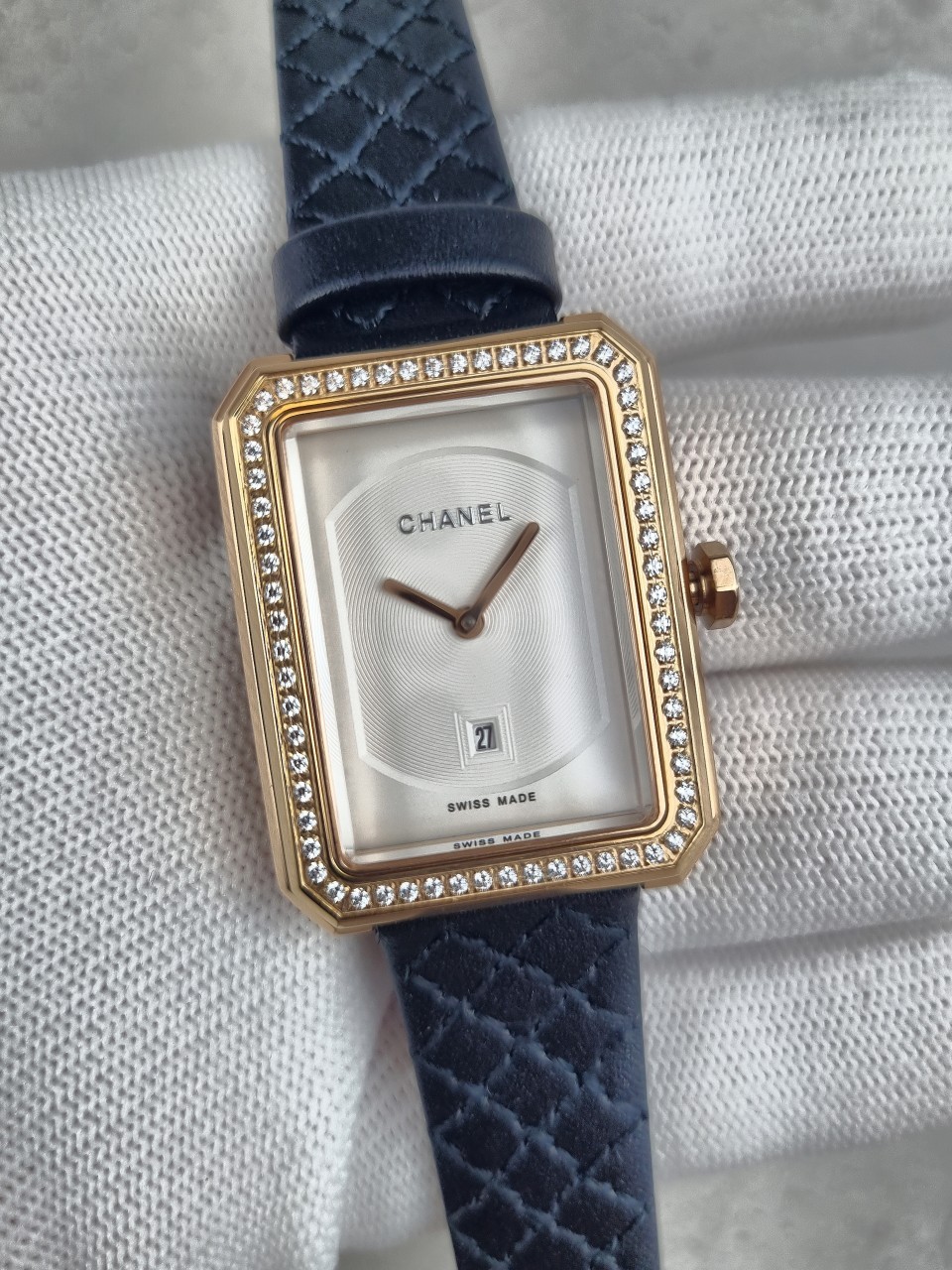 샤넬 보이프렌드 화이트 다이얼 골드 다이아 시계