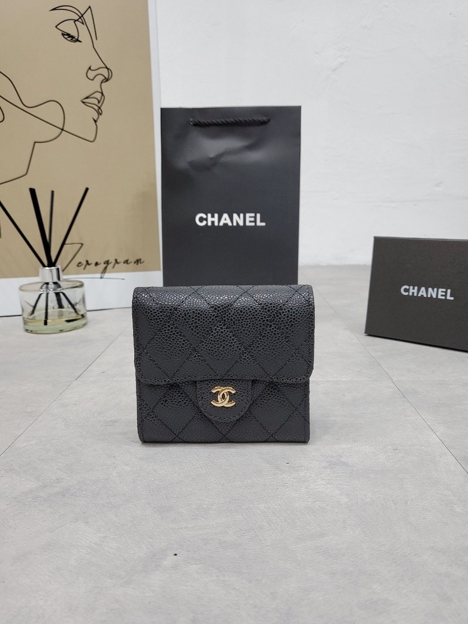 샤넬 마토랏세 캐비어 스킨 반지갑