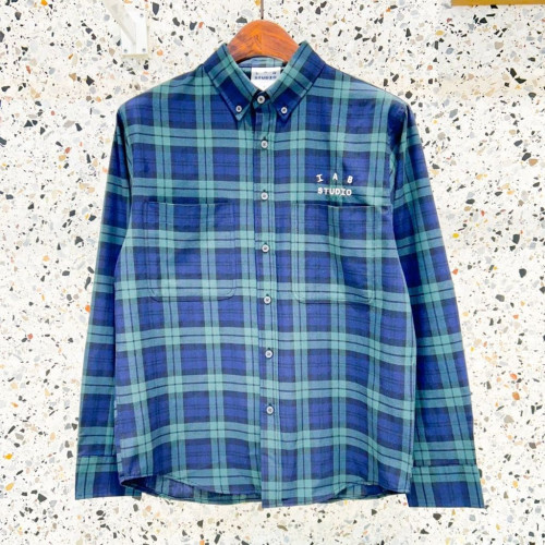 아이앱 스튜디오 포켓 체크 셔츠