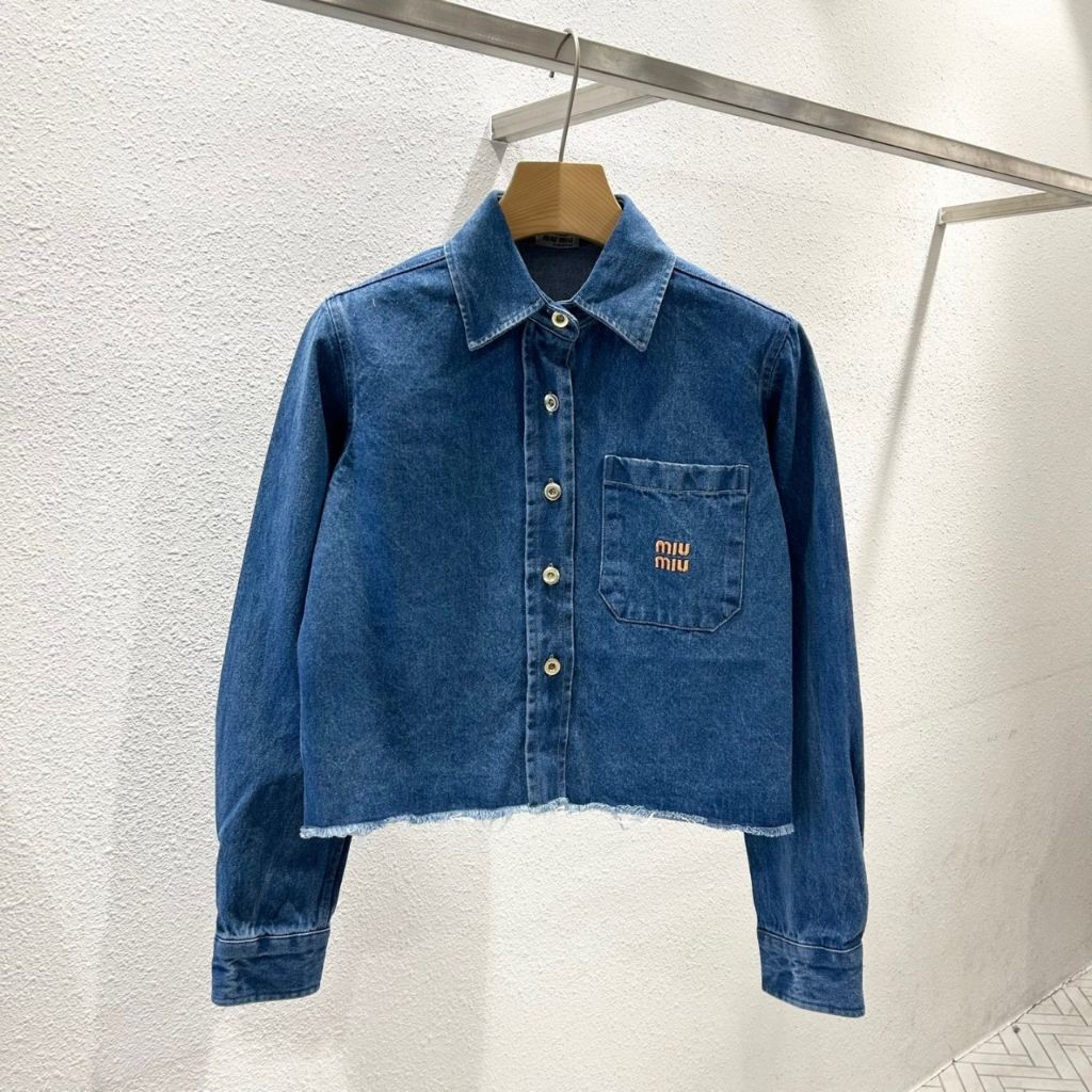 미우미우 여성 크롭 데님 진청 셔츠 자켓
