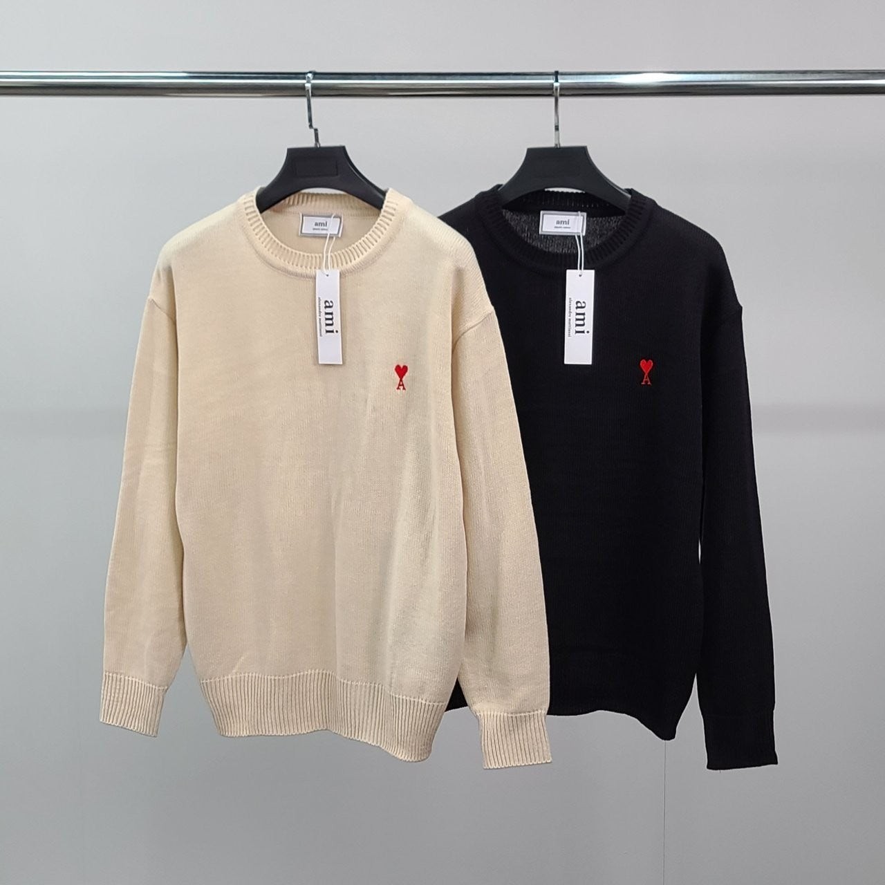 💕 아* 스몰하트자수 클래식 니트