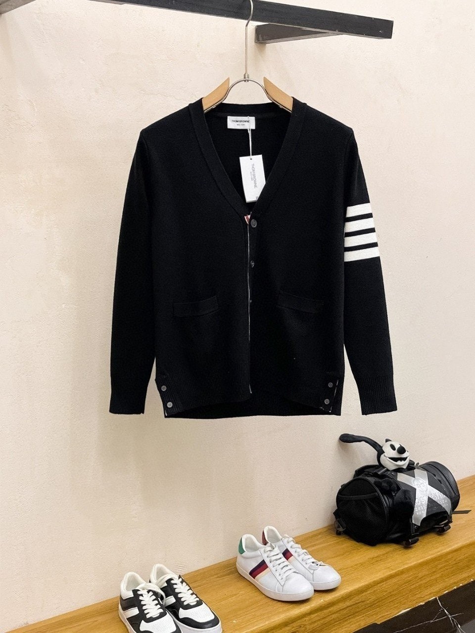 💕 톰* 시그니처 4선완장 가디건