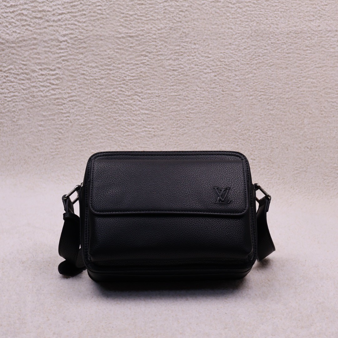 ✨루이비통 보딩 메신저 ✨