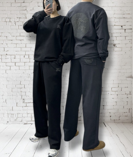 <버버리 엠보나염 맨투맨 세트>