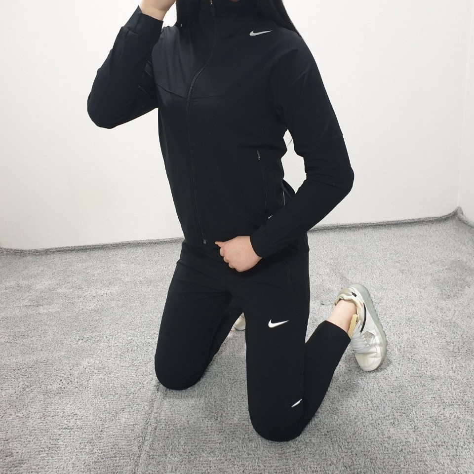 <나키 벤츄리 일자바지 집업세트>