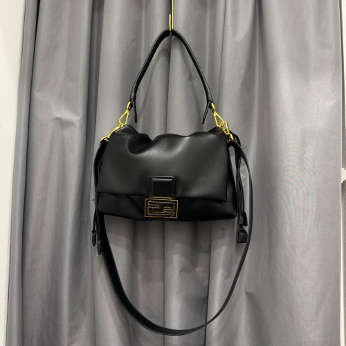 🤴🏻  #펜디 맘마백 미디엄🤴🏻