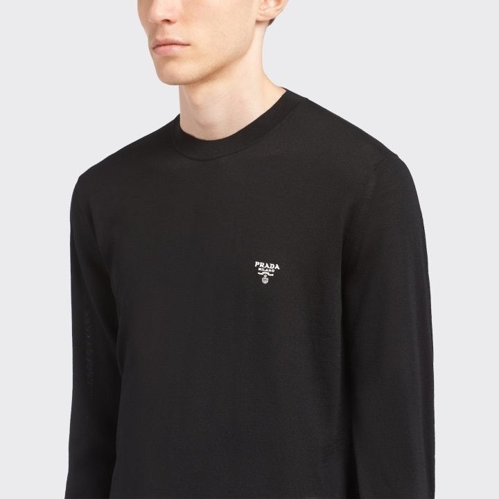 💕 프** 밀라노 로고 니트