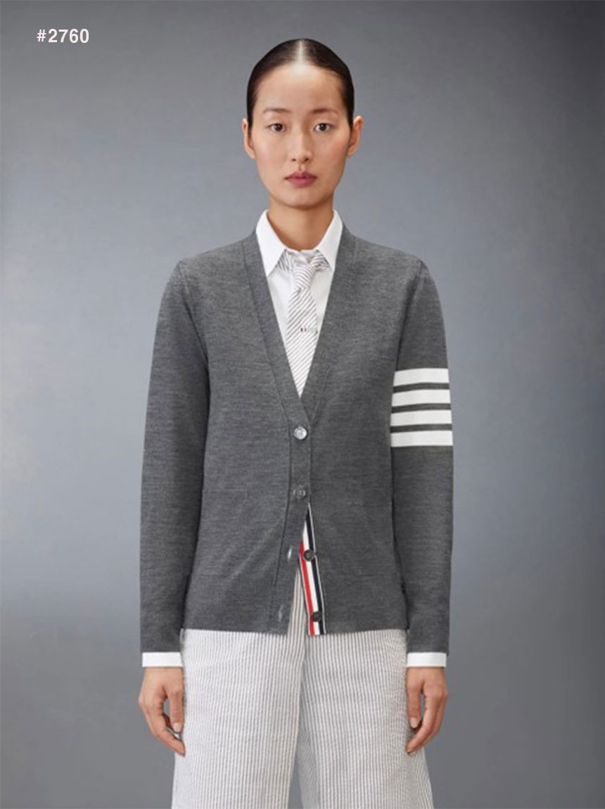 🍀 [THOM BROWNE] 톰브라운 여성 사선완장 클래식 브이넥 가디건 🍀 재입고완료