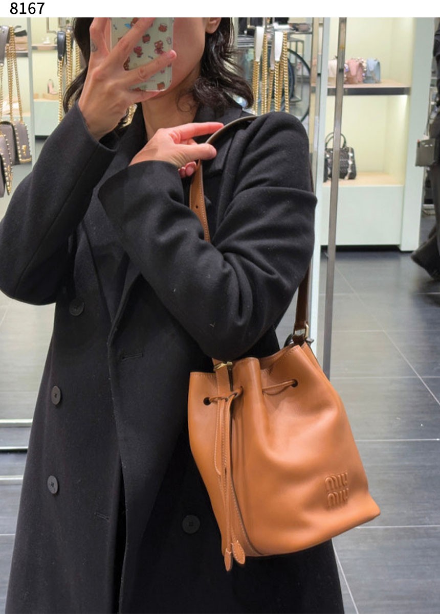 #미우미우 [MIU MIU] 수입프리미엄급 미우미우 가죽 버킷 백 신상 입고💢 #태그 #가방 #8167