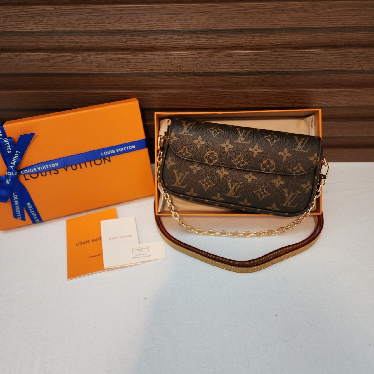 #RT #루이비통 아이비백 WOC