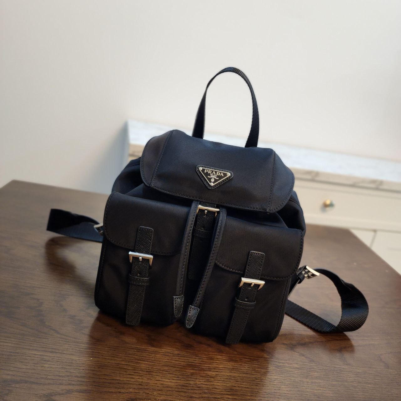 #RT #프라다 삼각로고 백팩 벨라