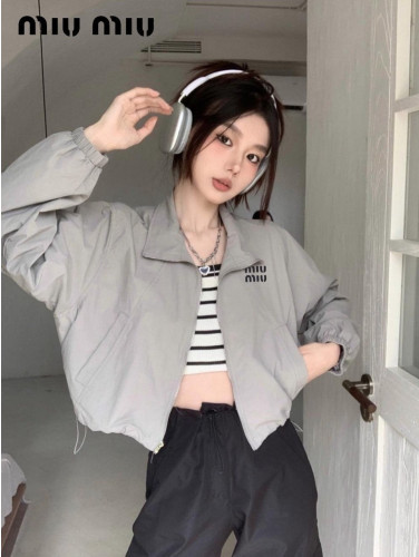 💕 미*** 테크니컬 바람막이