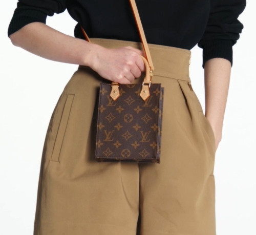 💕 루* 쁘띠 삭 플라 모노그램