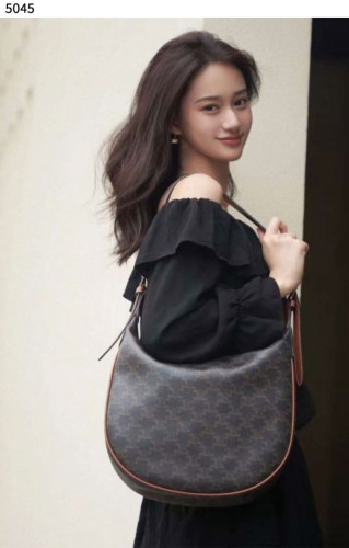 #셀린느 [CELINE] 수입프리미엄급 셀린느 엘로이즈백 탠 신상 입고💢 #태그 #가방 #5045