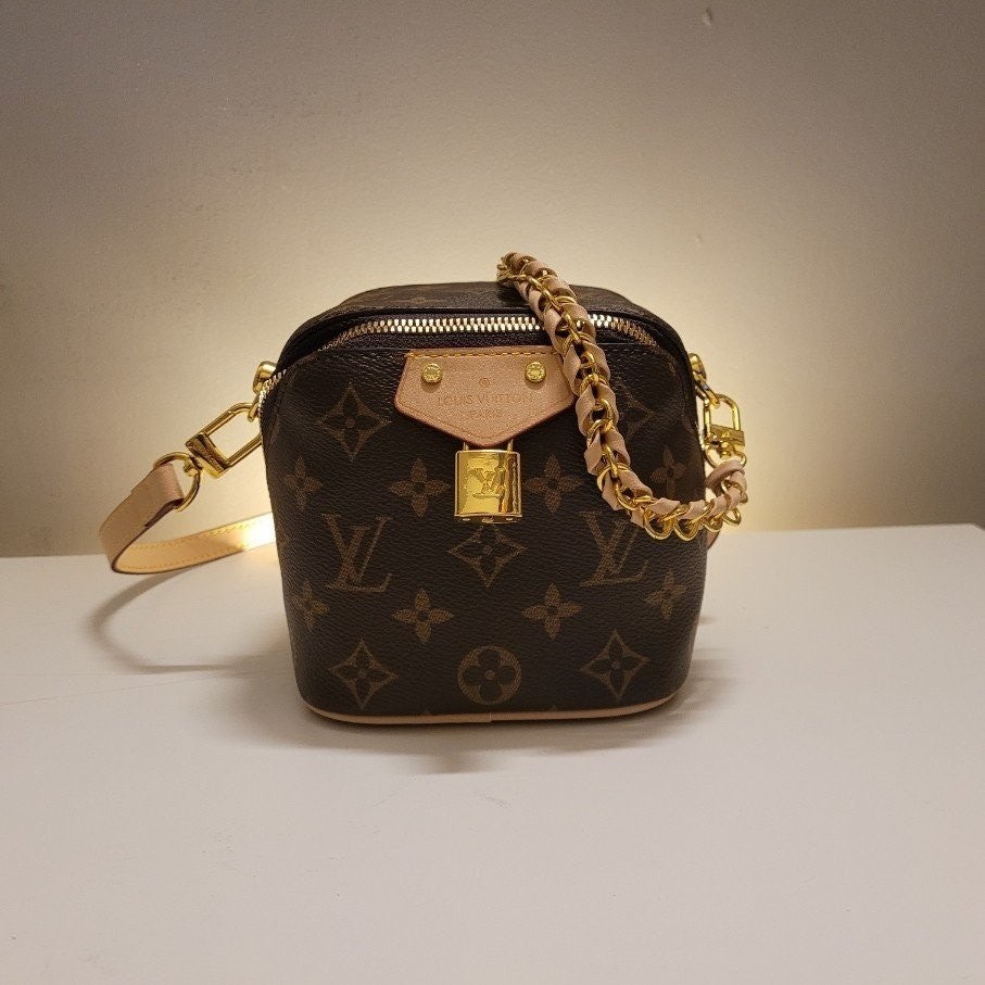 💕 루* 저스트 인 모노그램 캔버스 숄더백 M47096