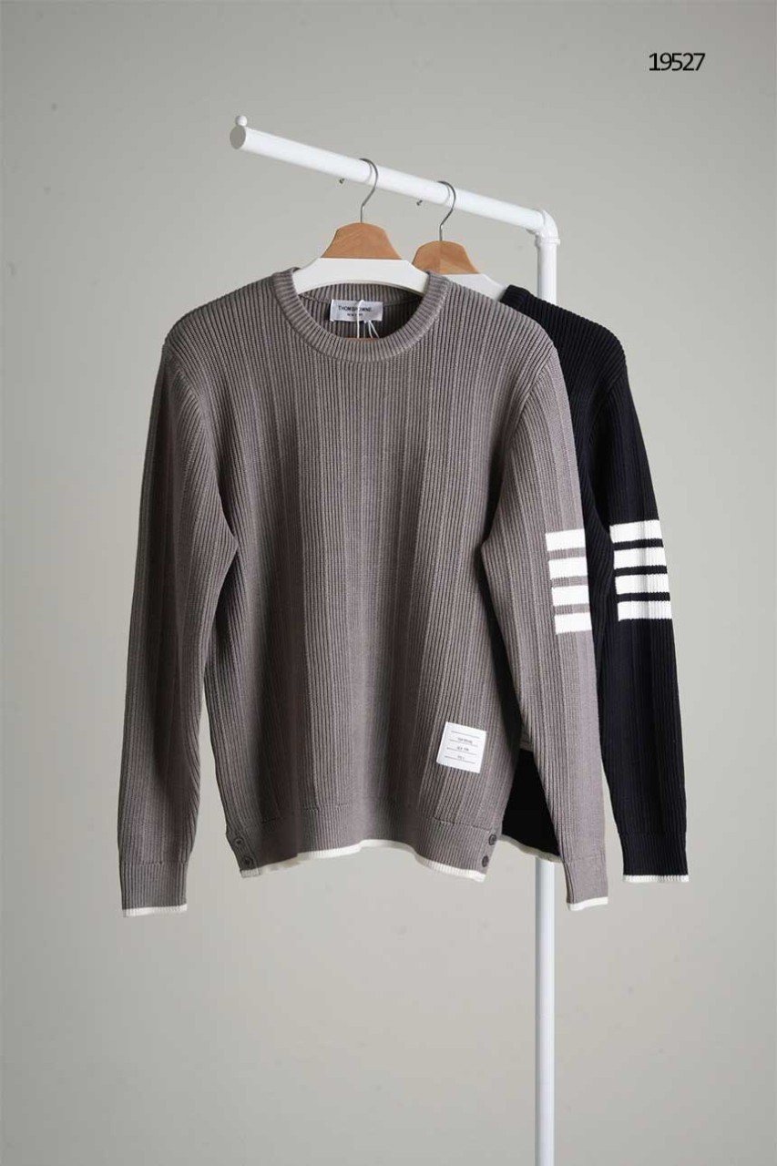 🔆 [THOM BROWNE] 톰브라운 자가드 4선 크루넥 울 니트 스웨터 🔆